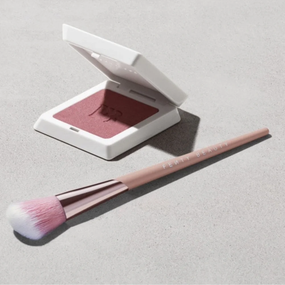 Fenty Beauty‎ Blush Brush